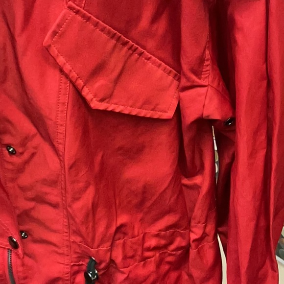 Sunday Red Utility Jacket with Collared Neckline - Picture 4 of 8